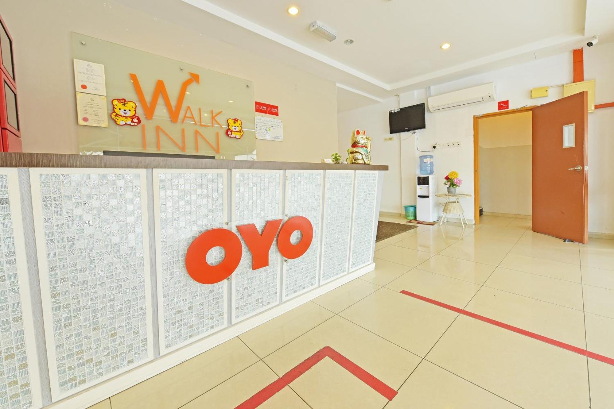 Oyo 582 Hotel Walk Inn Kampong Pasir Puteh  Екстер'єр фото